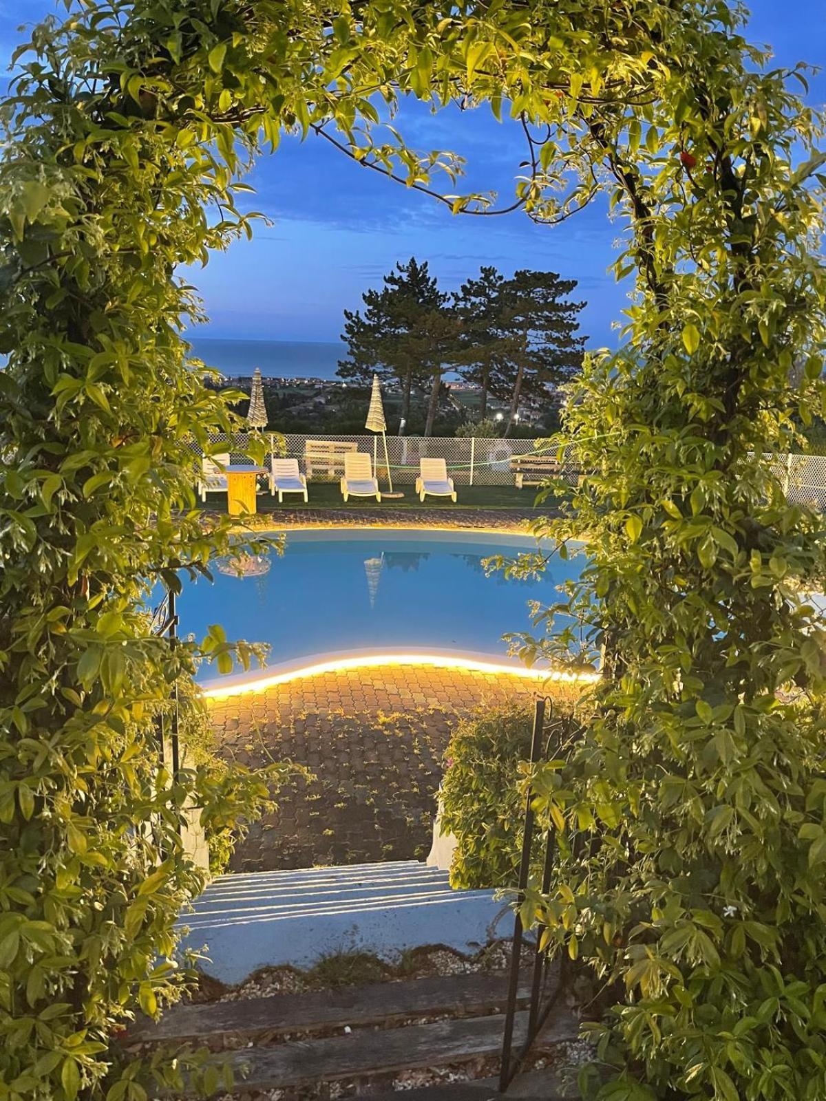 B&B Villa Alma San Costanzo Zewnętrze zdjęcie